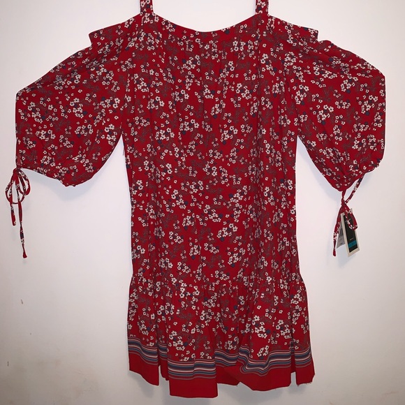 Julian Taylor Dresses & Skirts - NWT red floral dress size 16